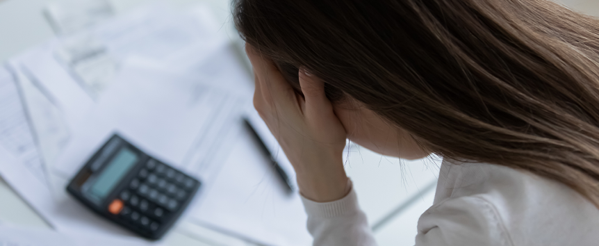 No dejes que las dificultades financieras te roben la tranquilidad 1 Financial Struggles 1