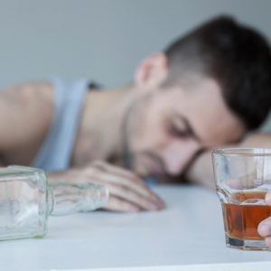 Não se esqueça: álcool é droga e pode matar