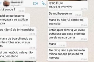 Ela enxergou um fio de cabelo de outra 2