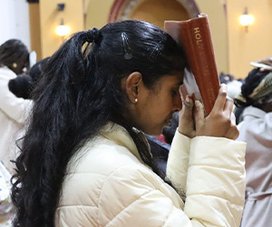 Você já escreveu a sua “própria bíblia”? 2 Only Truth